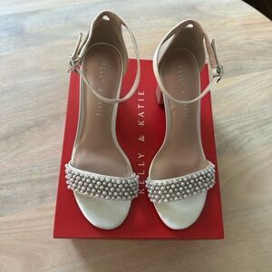 Kelly & Katie pearl heels